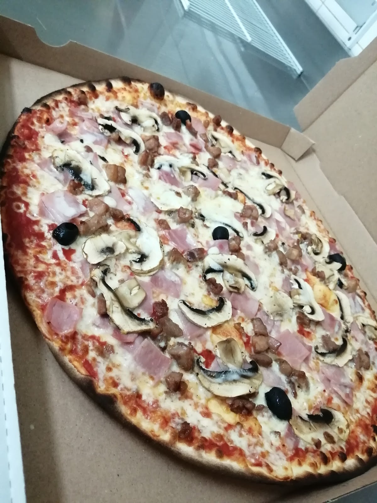 Uno, dos, tres pizza - photo 1
